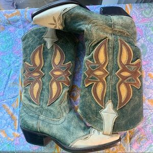 Stunning baby blue cowgirl boots